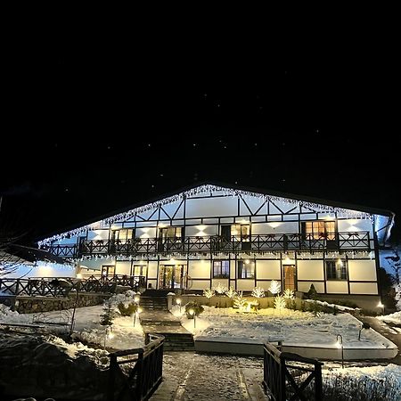 Private House Scherbovets Жденьево Екстериор снимка