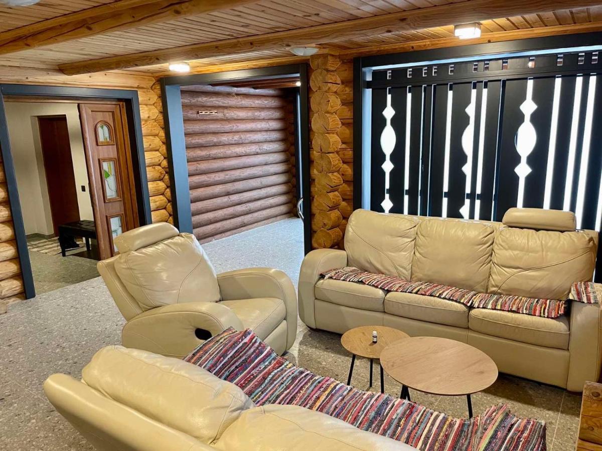 Private House Scherbovets Жденьево Екстериор снимка
