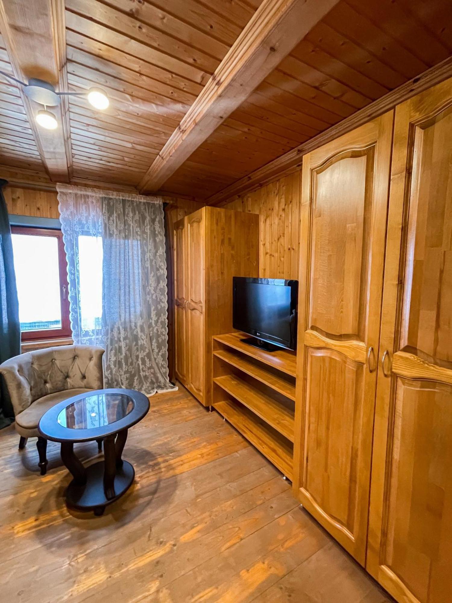 Private House Scherbovets Жденьево Екстериор снимка