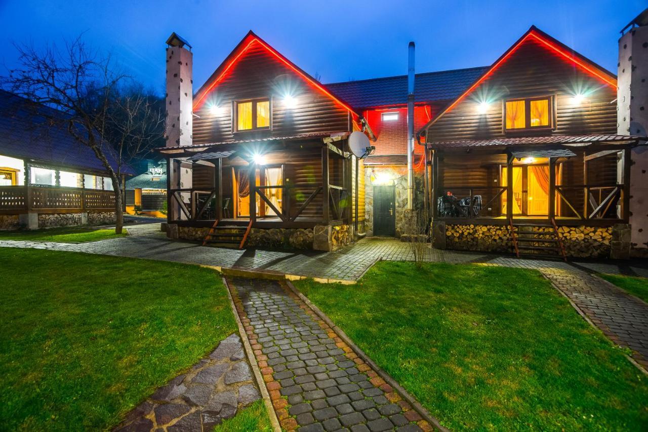 Private House Scherbovets Жденьево Екстериор снимка